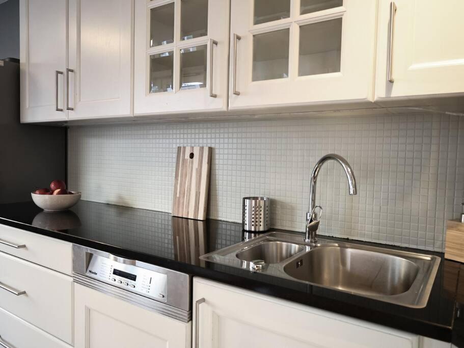 Live In A Stylish Home In The Center Of Oslo Buitenkant foto